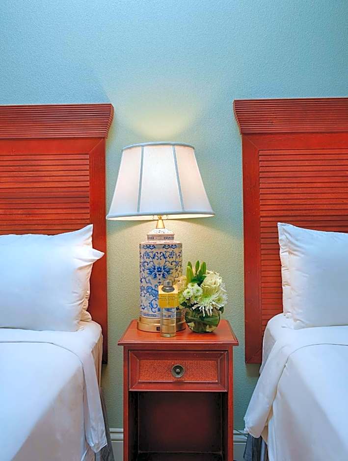 voco St. James Hotel By IHG