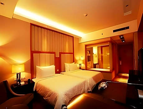 2 Twin Beds Deluxe Room