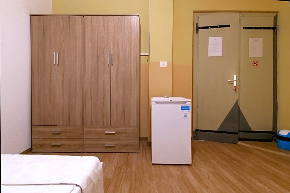 Photo 1 of 7 of Triple Room