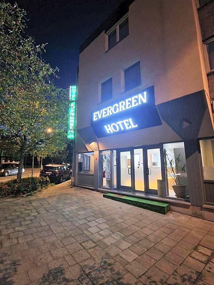 Hotel Evergreen