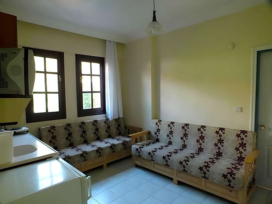 Everest Apart Hotel