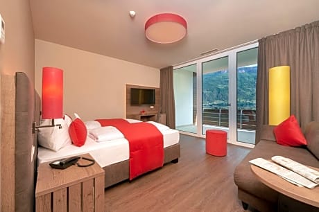 Suite with Mountain View