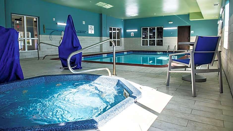 Holiday Inn Express Hotel & Suites Sedalia By IHG