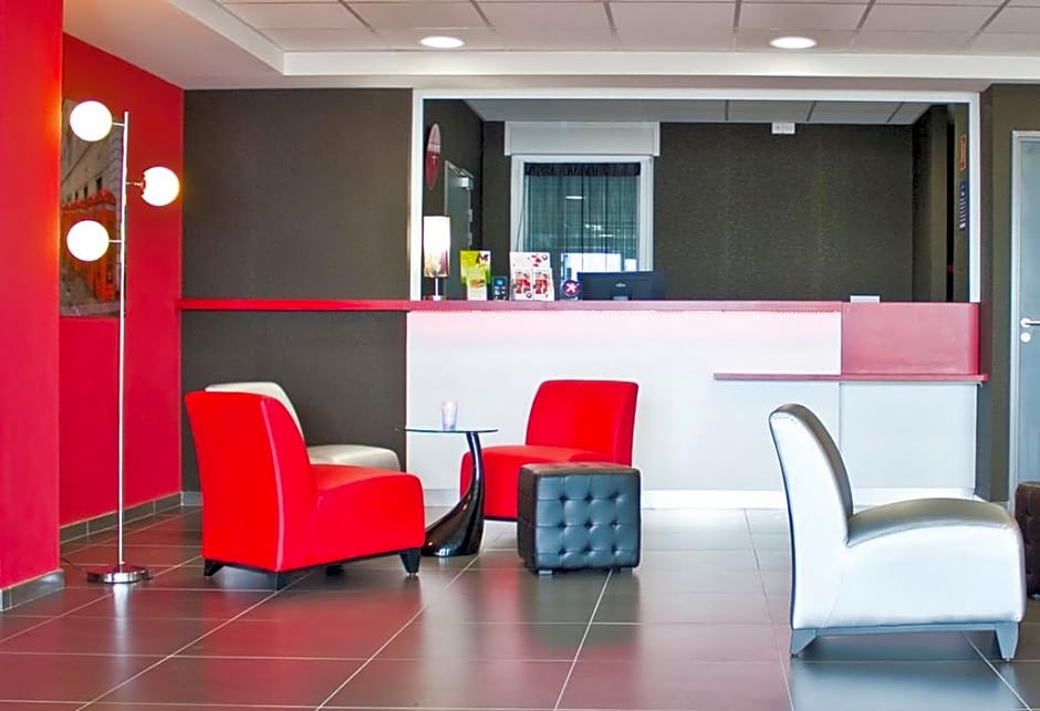 The Originals City, Hotel des Lys, Dreux (Inter-Hotel)