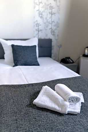 Single Room with Bathroom