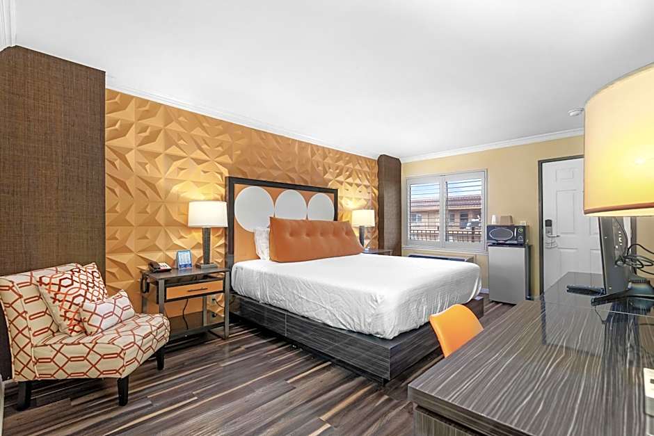 Santa Clarita Motel - Near six Flags Magic Mountain - Valencia