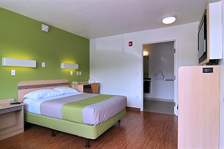 Motel 6-Albuquerque, NM - Midtown