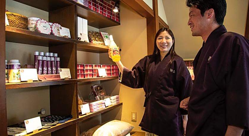 Shima Onsen Kashiwaya Ryokan
