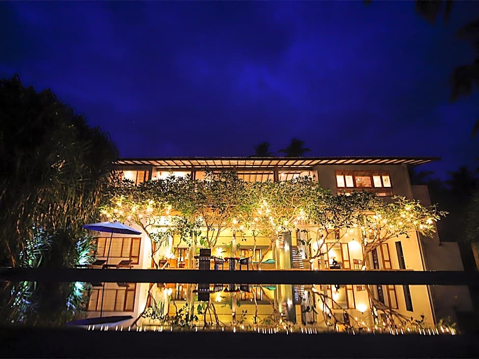 Saffron & Blue Villa