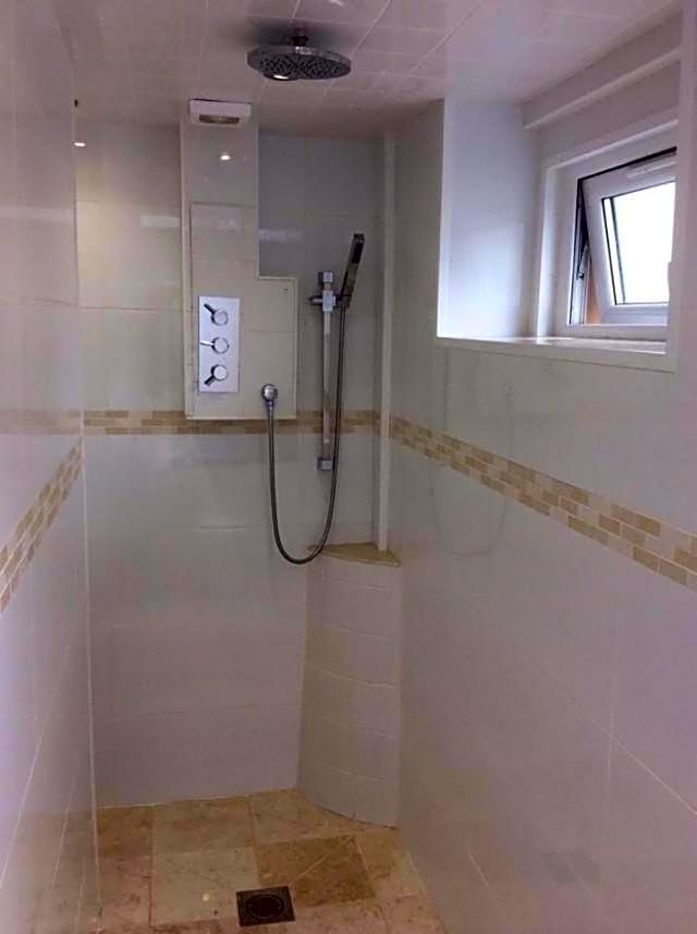 Cavell House Bed and Breakfast