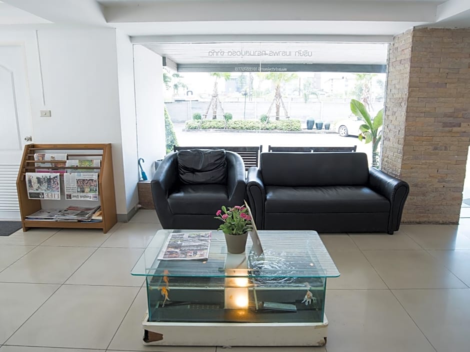 BS Premier Airport Hotel