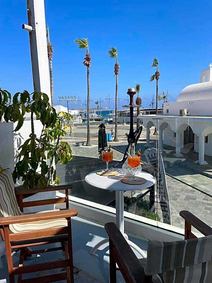 Ocean Dreams Suites - By the Harbour