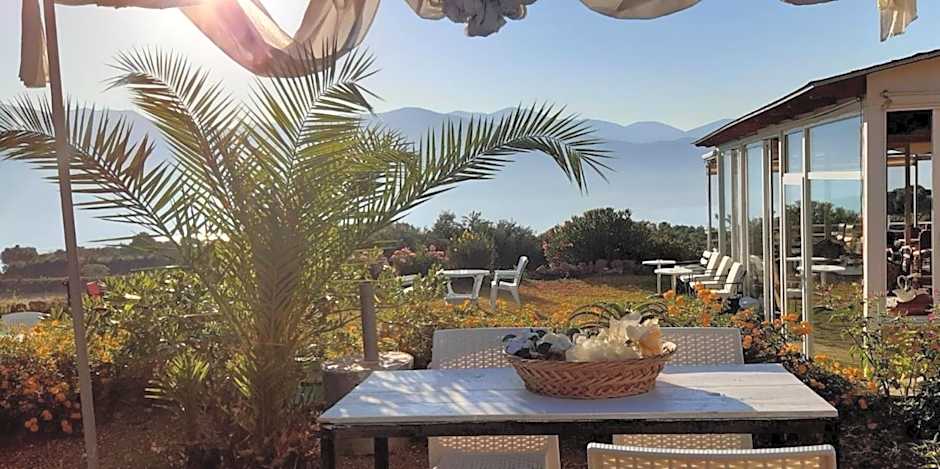 Forestata Village