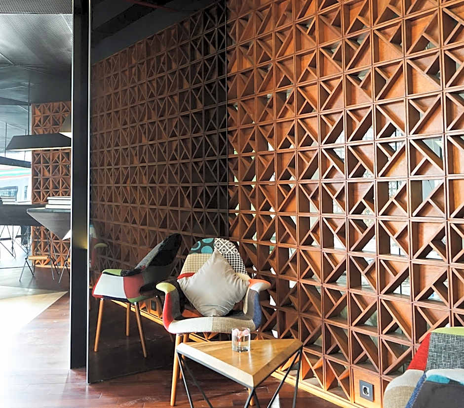 J Hotel Kuta