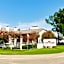Value Suites Extended Stay - Arlington
