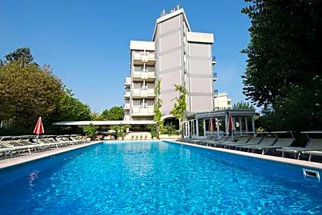 Hotel President
