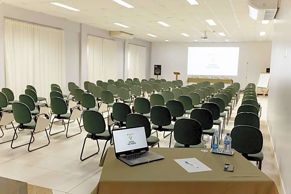 Hotel Capital Das Pedras