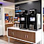 Holiday Inn Express & Suites Chicago West - St Charles By IHG
