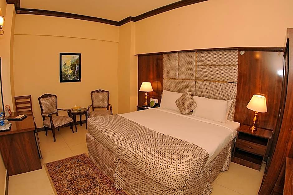 Hotel Mehran
