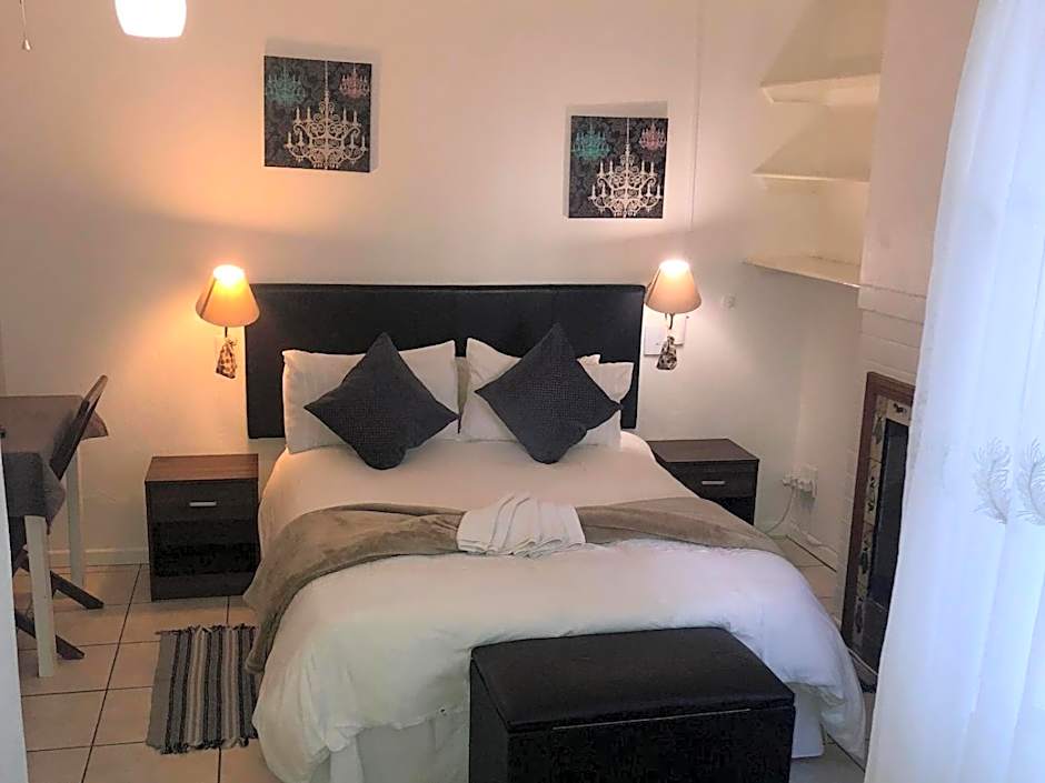 Photo 1 of 1 of Double Room 3