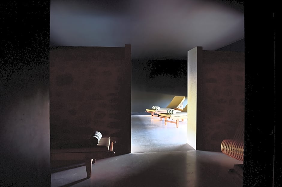 Pousada Convento de Arraiolos - Historic Hotel