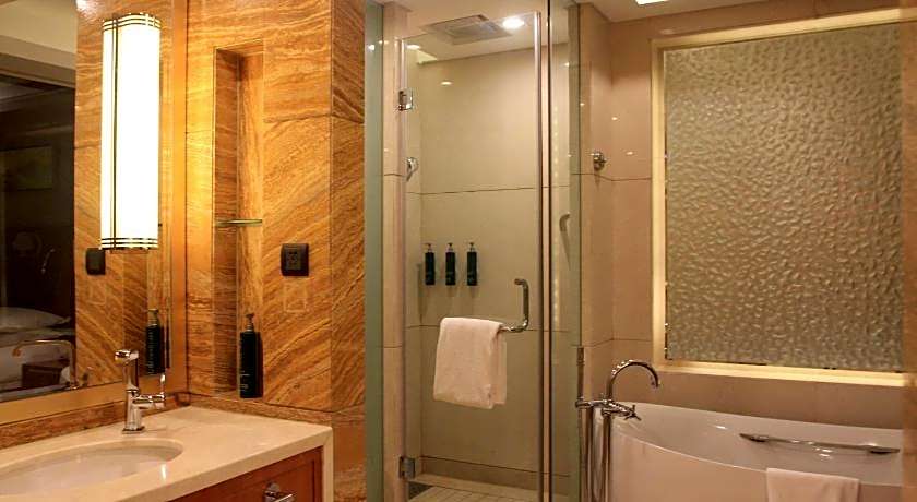 DoubleTree By Hilton Qinghai Golmud