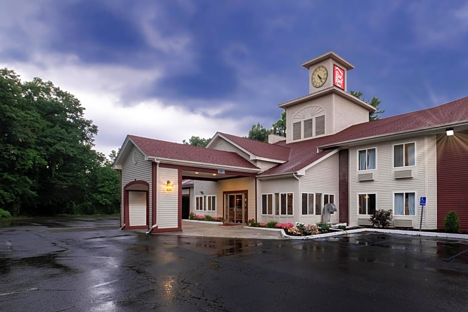 Red Roof Inn Clifton Park