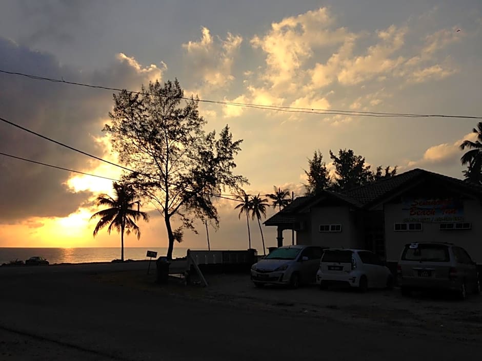 Semarak Beach Inn