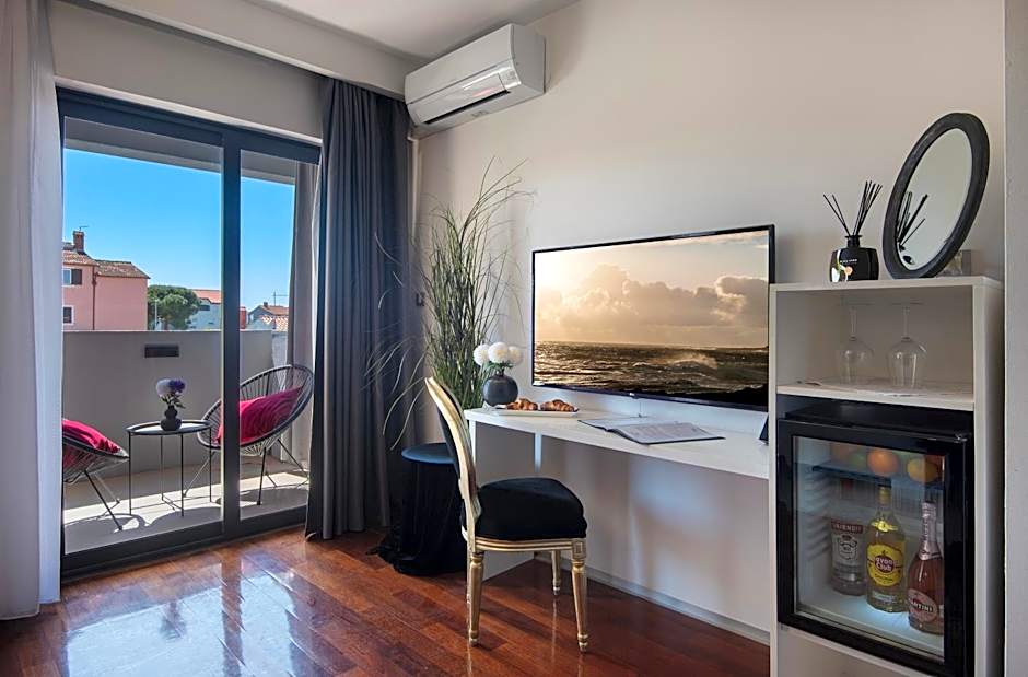 Boutique Hotel Chevalier by Bura Hotels - Adults Only