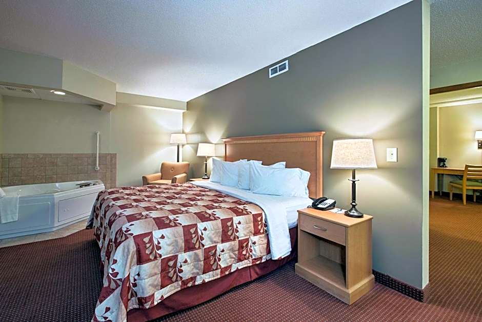 AmeriVu Inn and Suites - Waconia