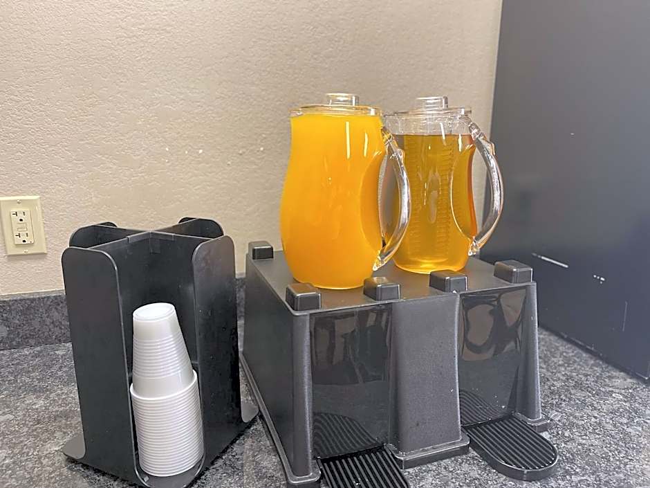 Super 8 by Wyndham Ithaca