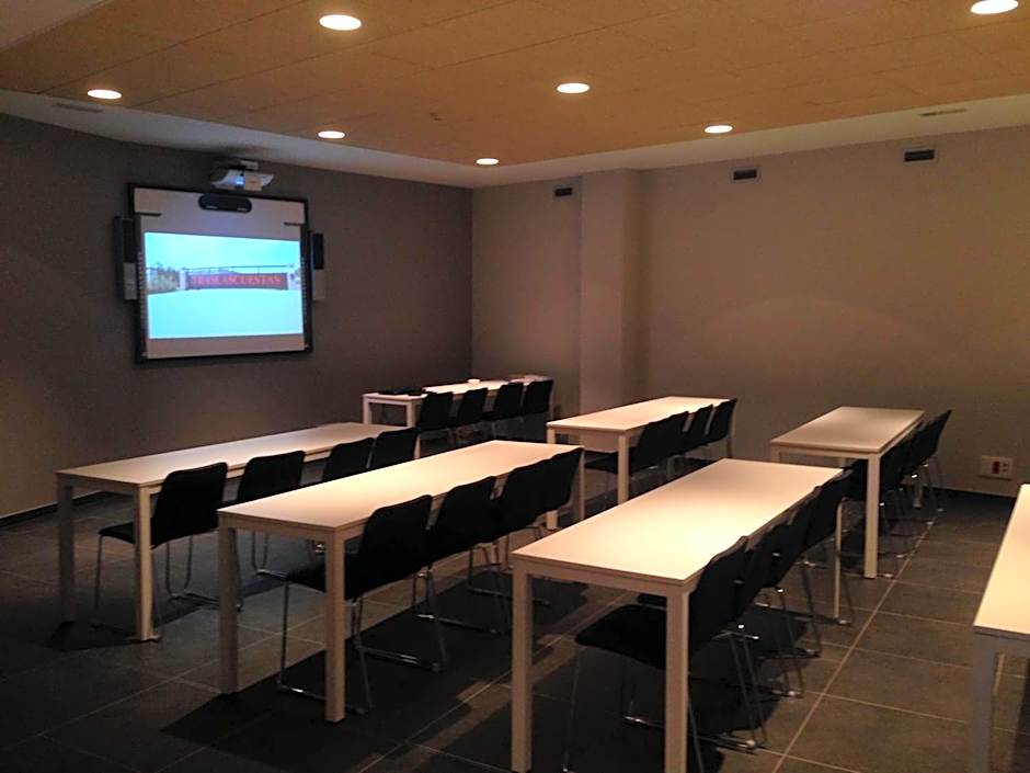 Hotel Bodegas Traslascuestas - GRUPO PIÉROLA