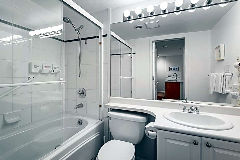 Bear Lodge One Bedroom by MVA