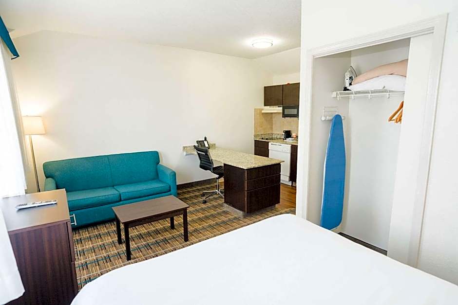 MainStay Suites Knoxville Airport