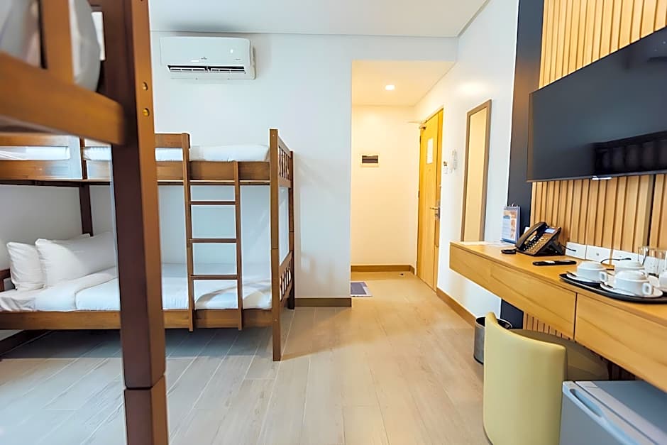 Coast Wise Hotel Dumaguete