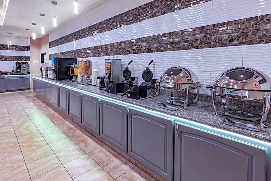 La Quinta Inn & Suites by Wyndham Garland Harbor Point