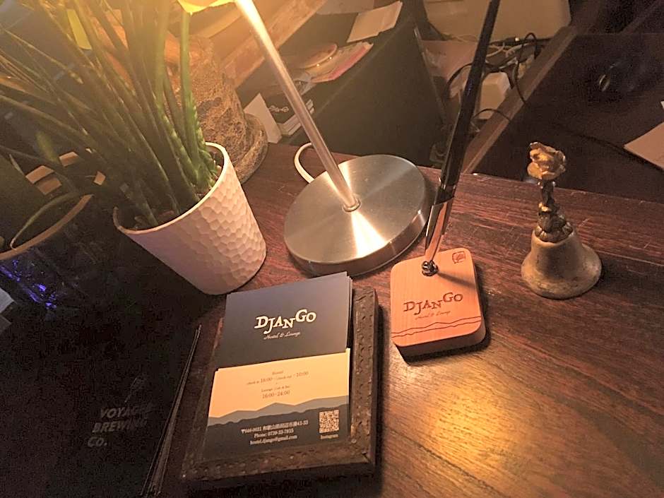 DJANGO Hostel & Lounge