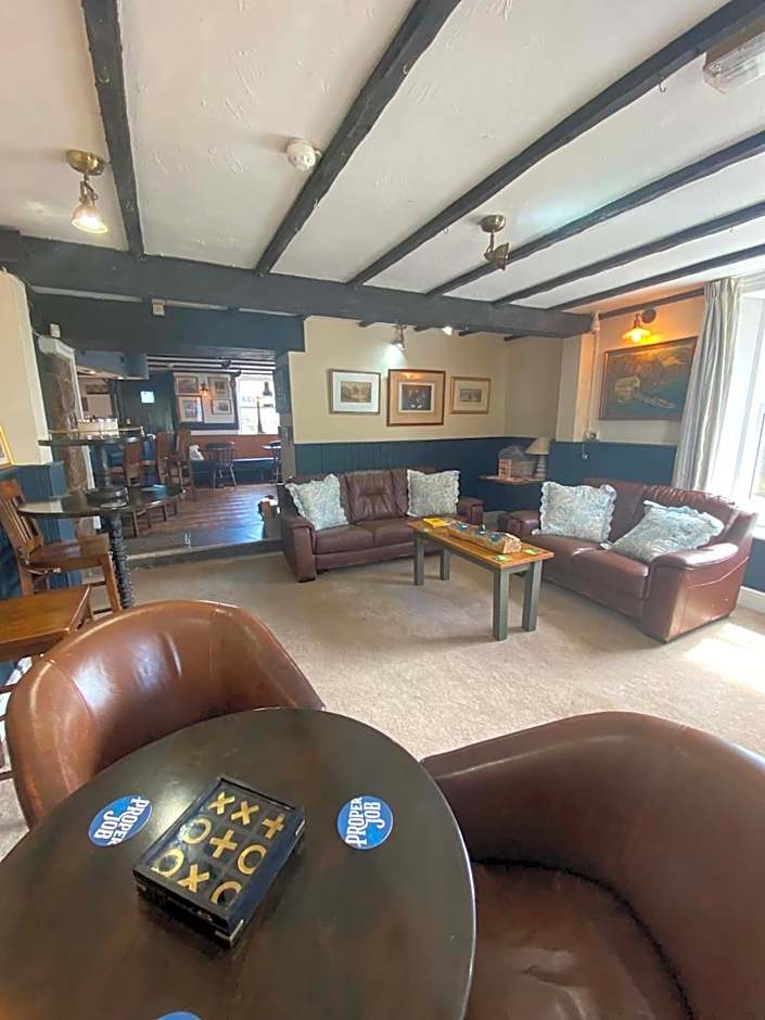 The Top House Inn