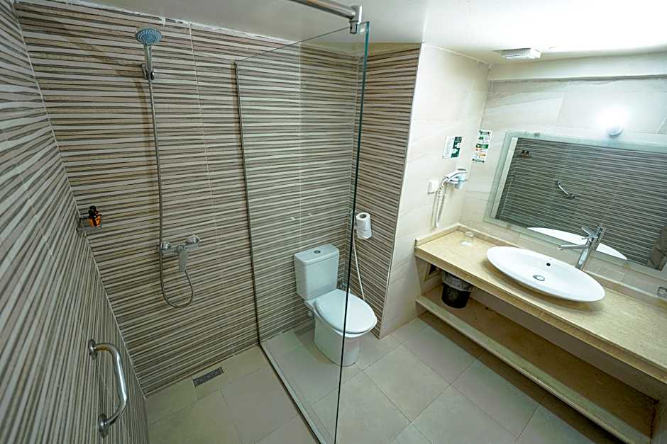 Photo 1 of 2 of Standard 1 Double Bed or 2 Beds