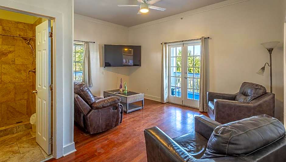 Photo 1 of 3 of 1 Bedroom Suite