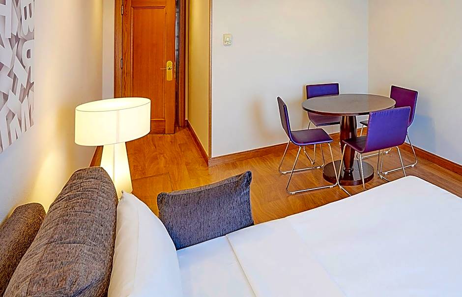 Hotel Vigo Los Galeones Affiliated by Melia