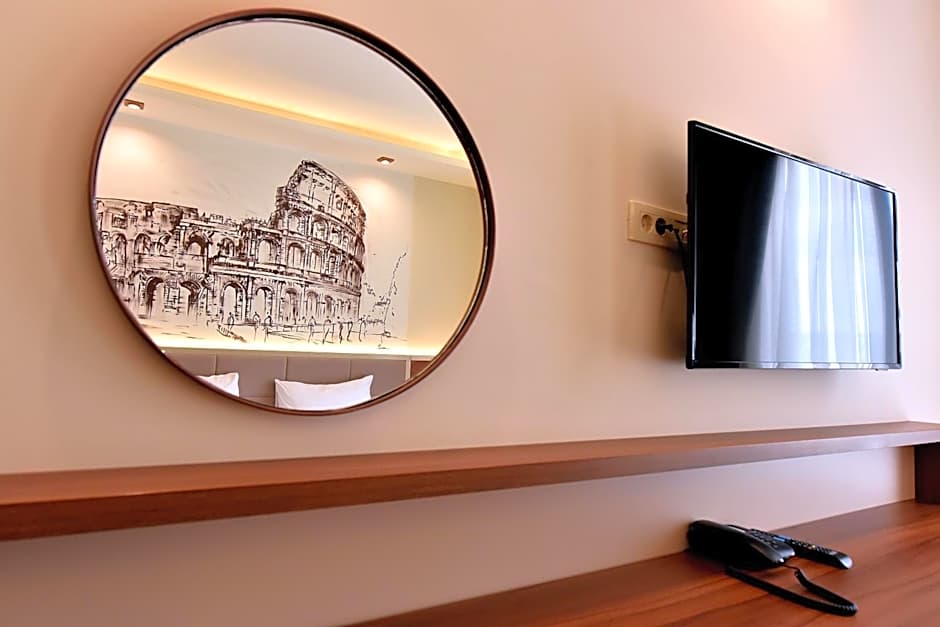 Hotel Lazaro
