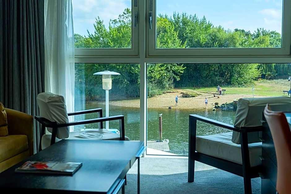 Captain's Club Hotel & Spa