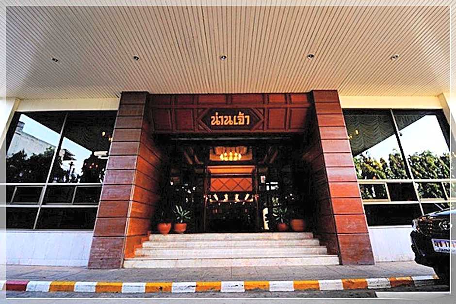 Nanchao Hotel