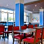 Holiday Inn Express and Suites - Mall of America - MSP Airport By IHG