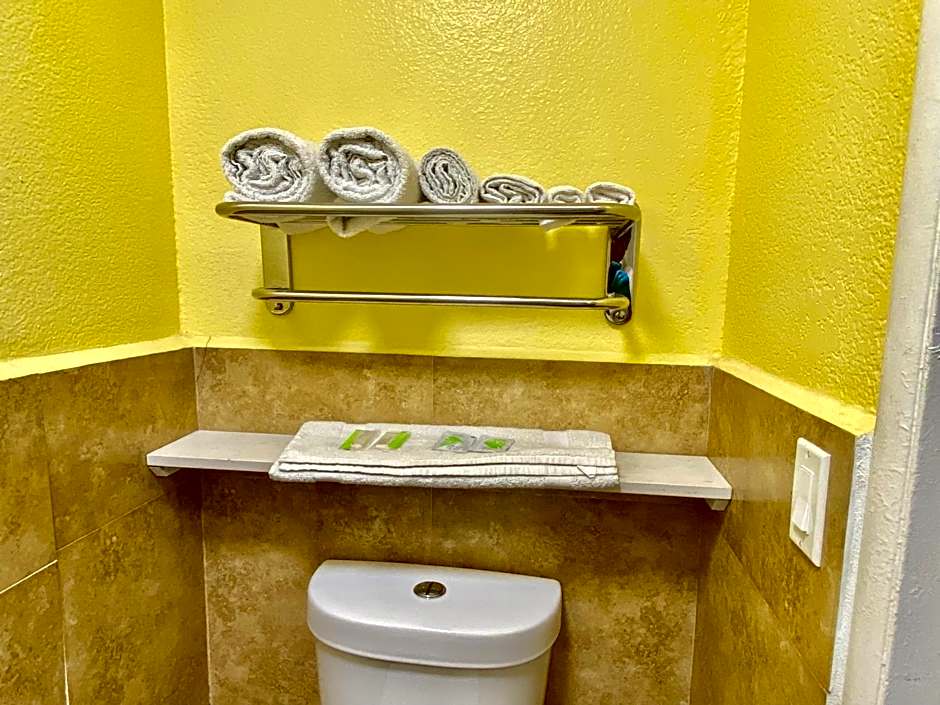 4 Star Motel