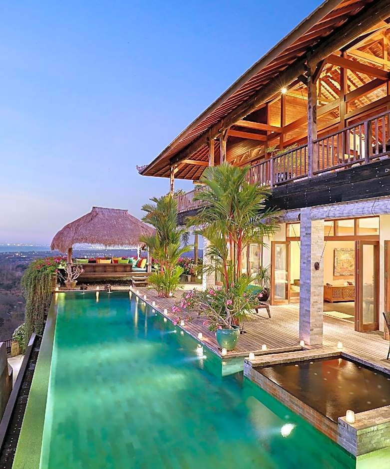 Hidden Hills Villas