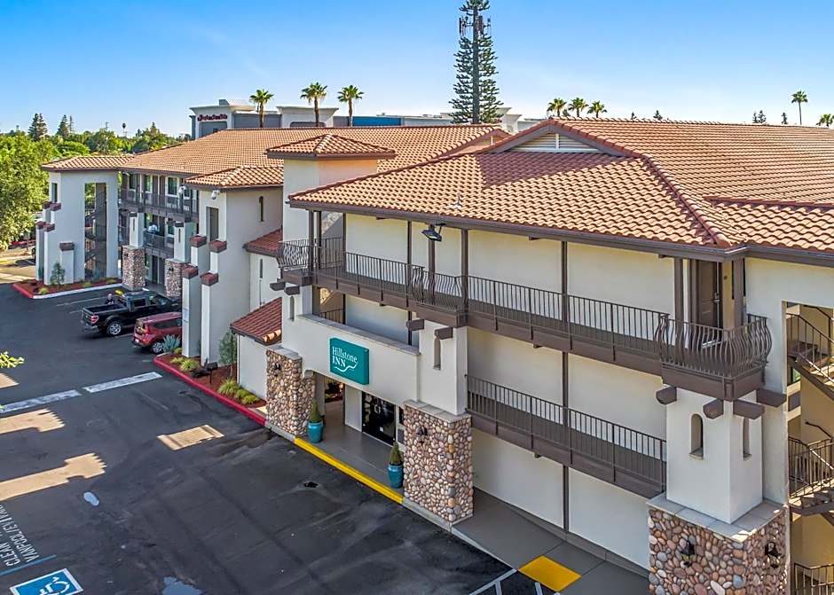 Hillstone Inn Tulare, an Ascend Collection Hotel