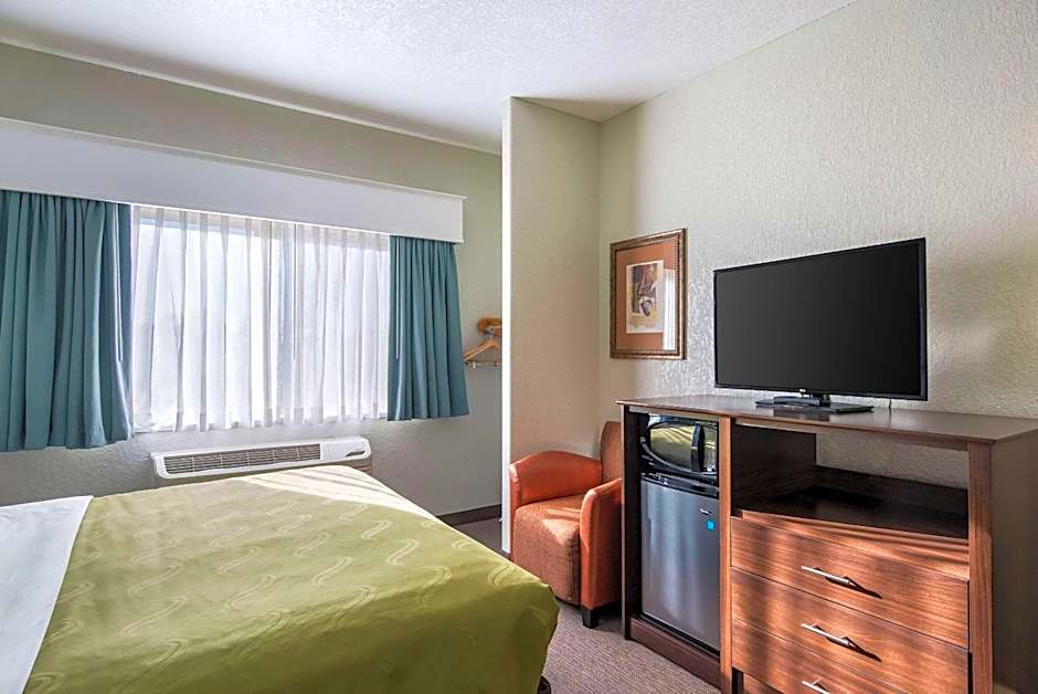 Quality Inn & Suites Pueblo West