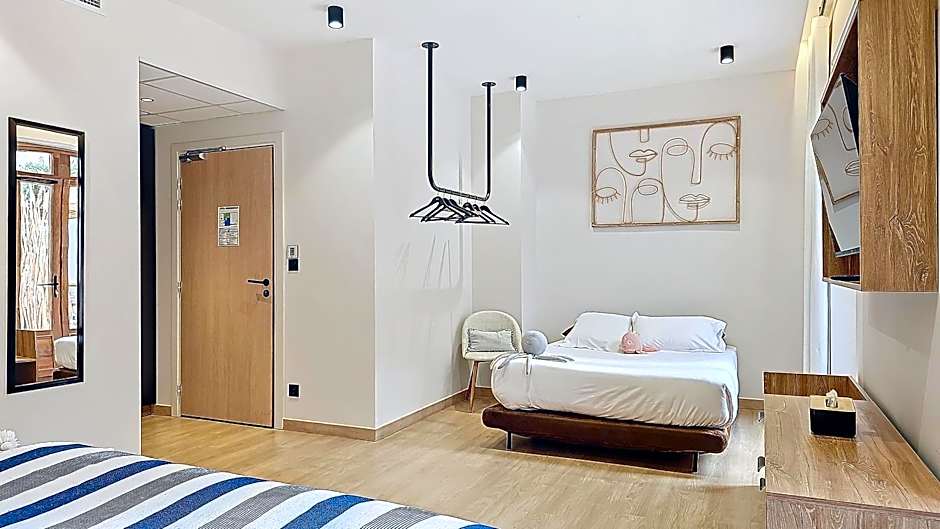 Intense Boutik-Hôtel